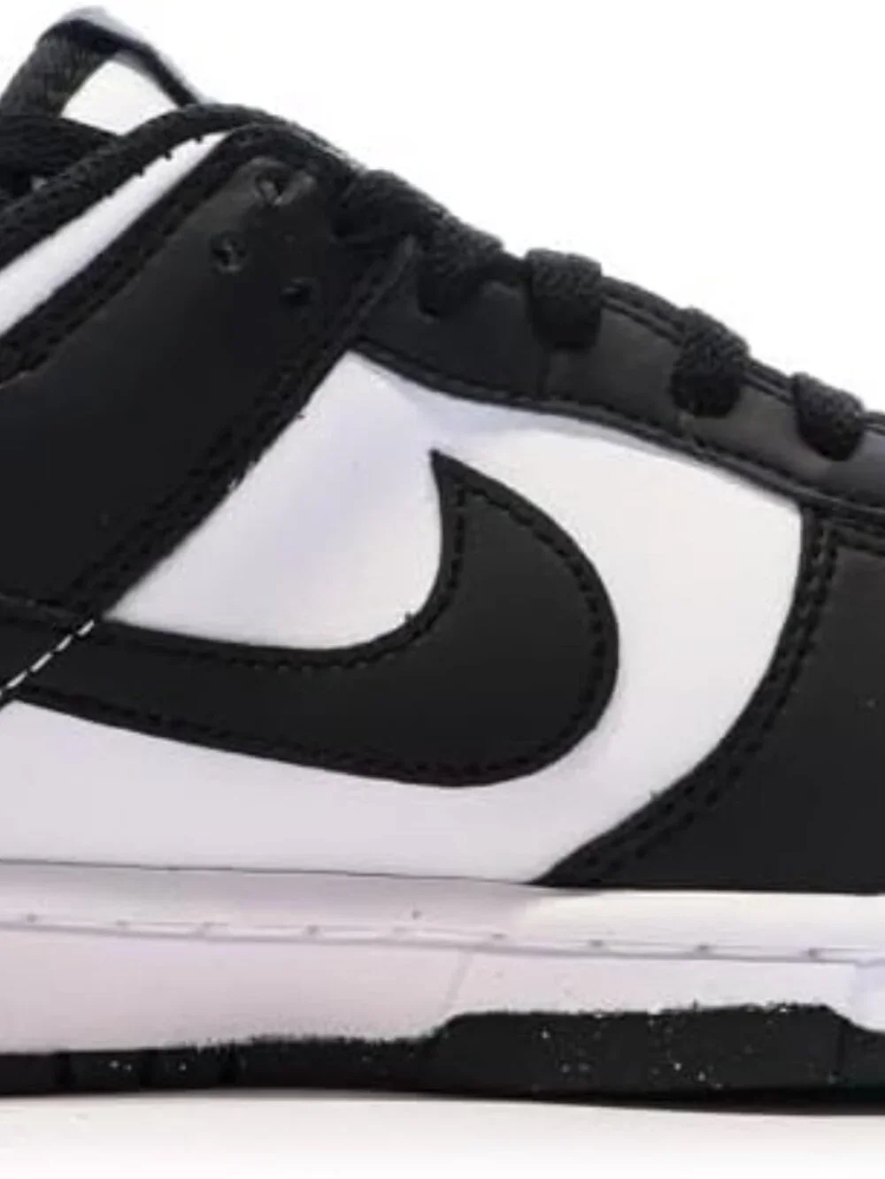 Nike: Dunk Low RETRO 